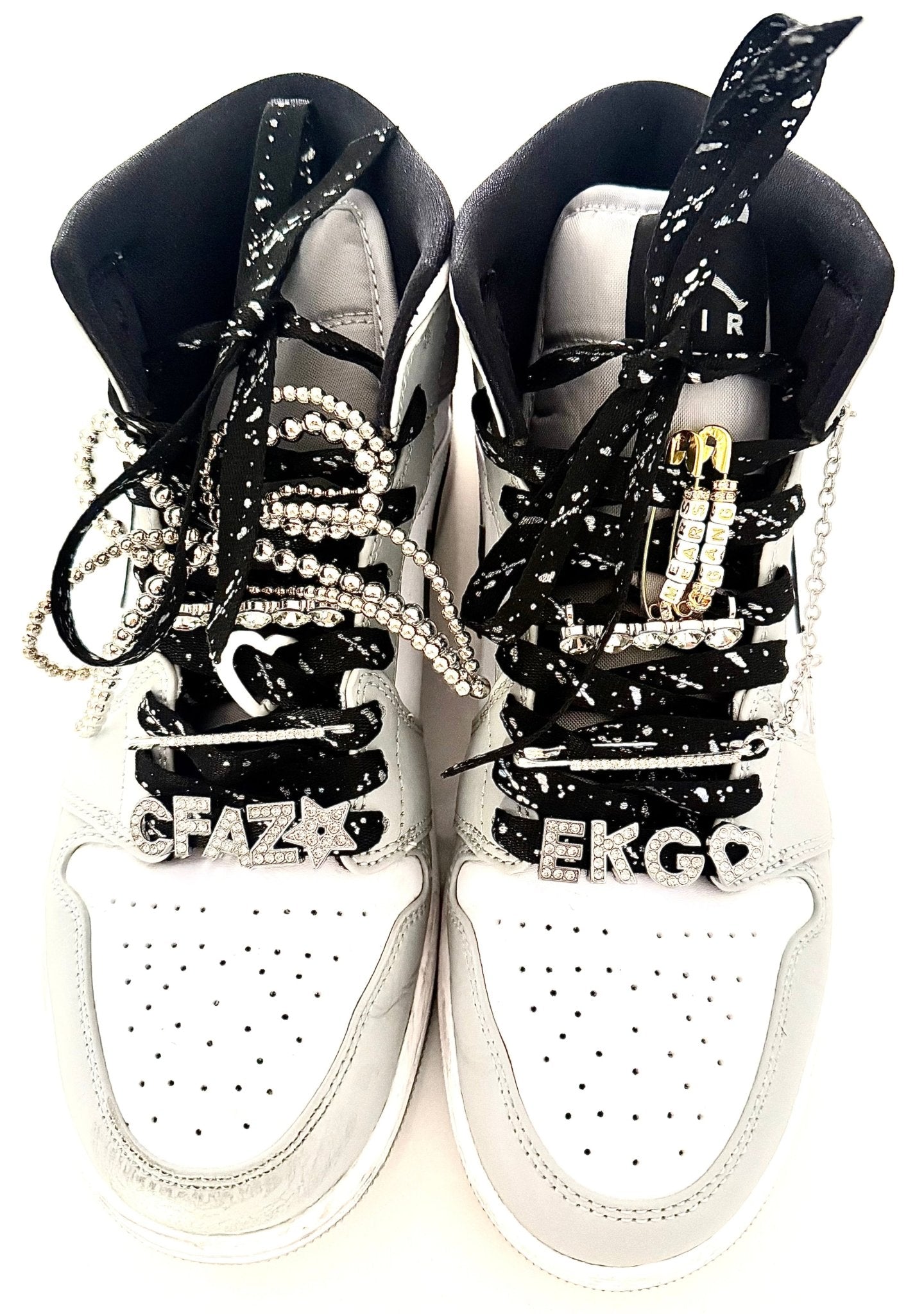 customizable-shoelaces-beads-charms