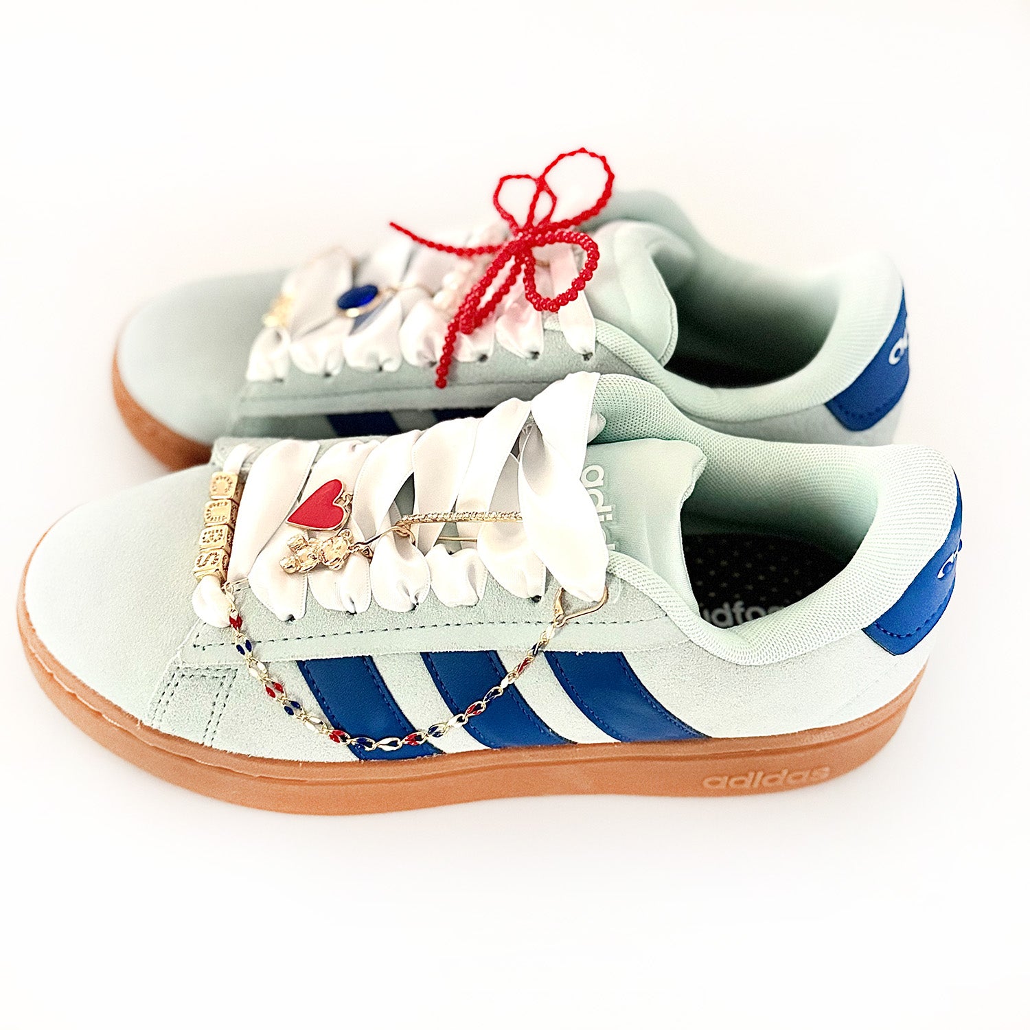 kicks
